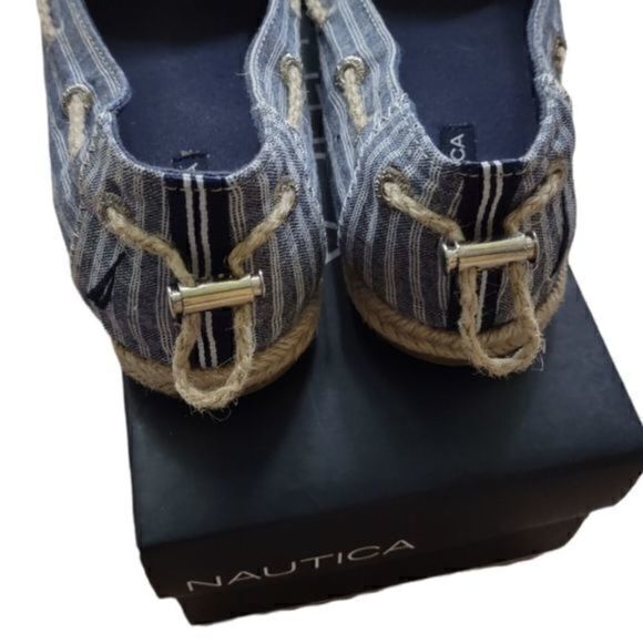 Nautica Toggle‎ Back Rudder Navy Triple Stripe Espadrille Flats Size 8.5 - Picture 3 of 11